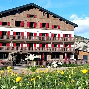 Sainte Anne Hotel